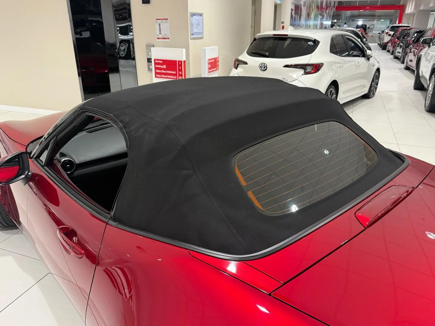 2020 Mazda MX-5 Gallery Image 12