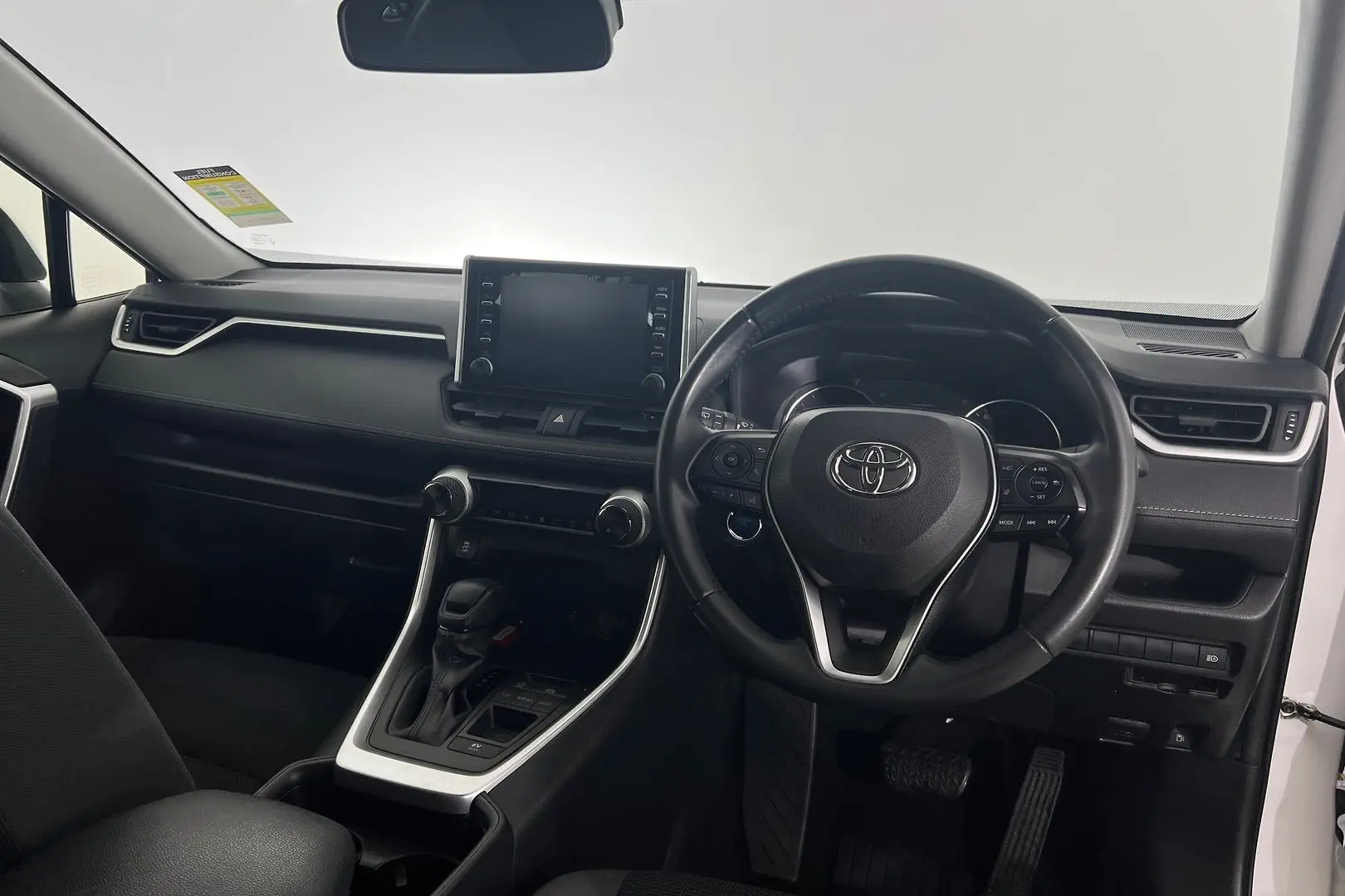 2020 Toyota Rav4 Gallery Image 9