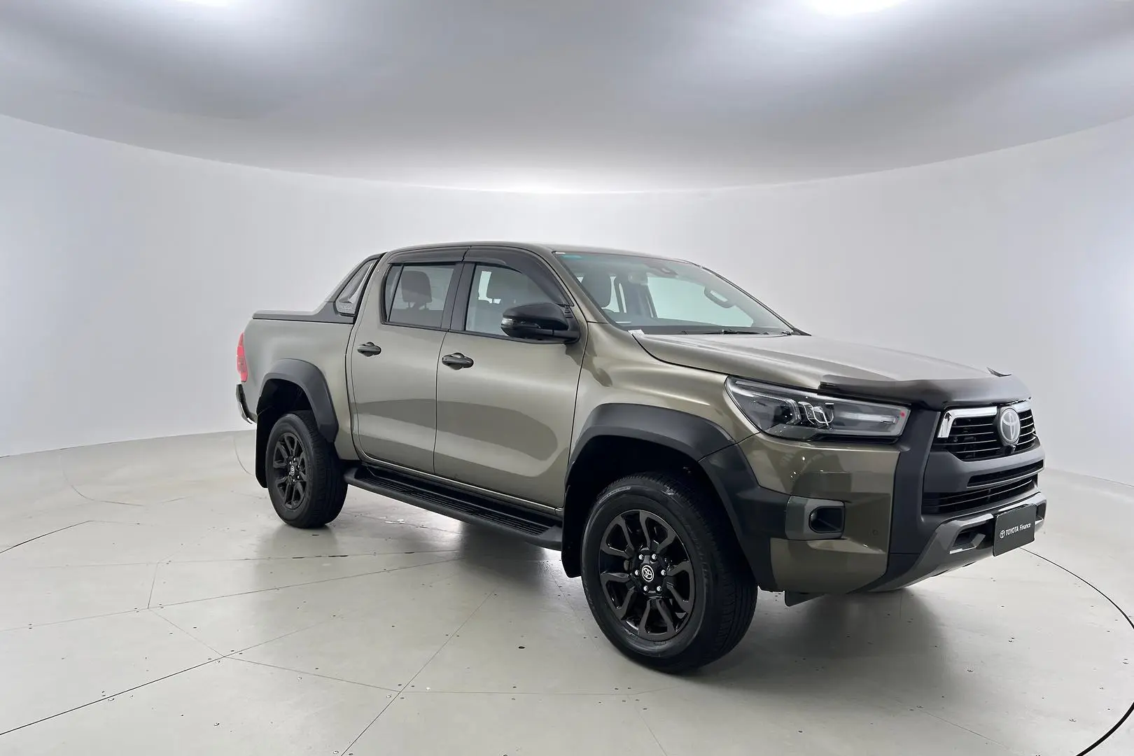 2023 Toyota Hilux Gallery Image 1