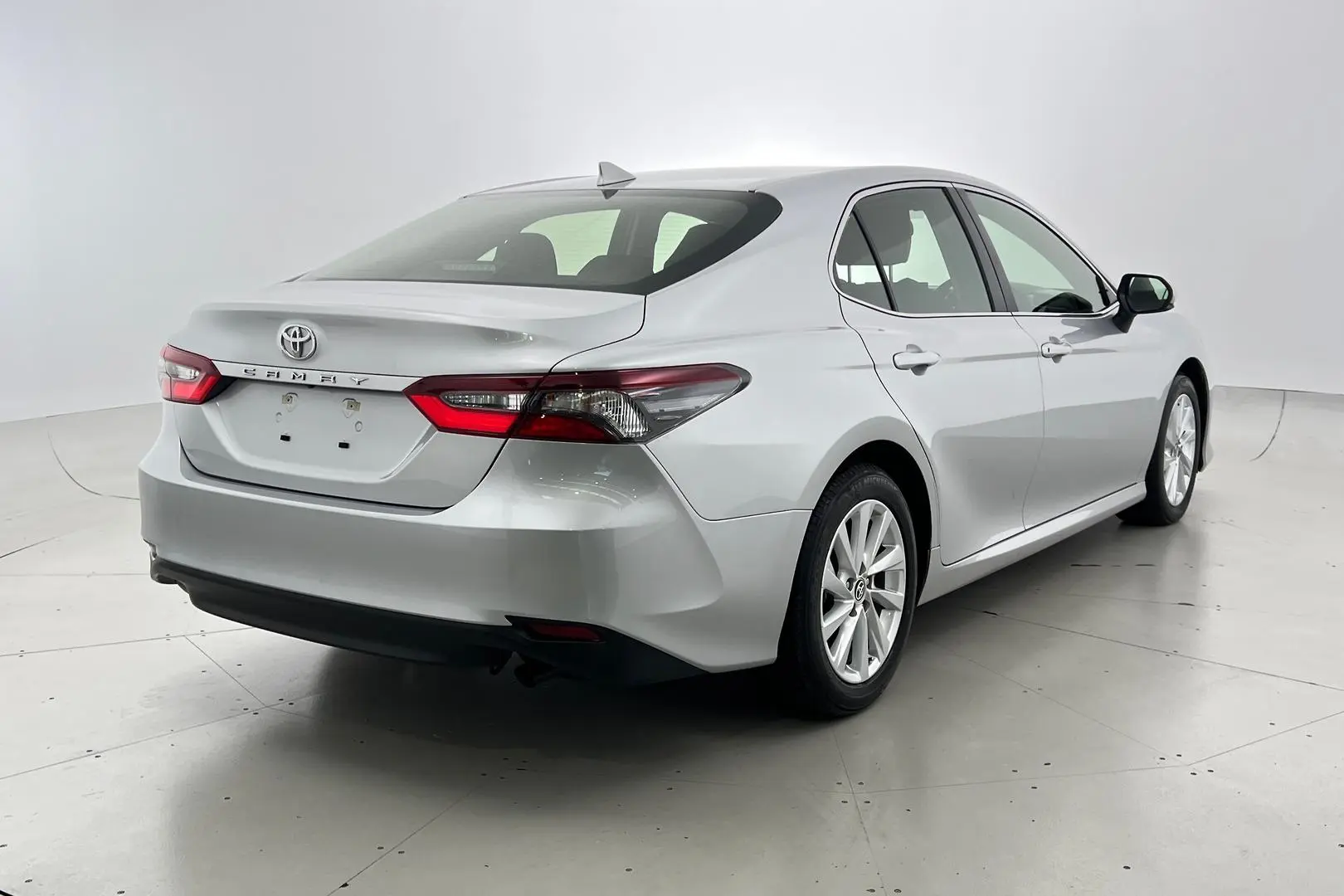 2024 Toyota Camry Gallery Image 4