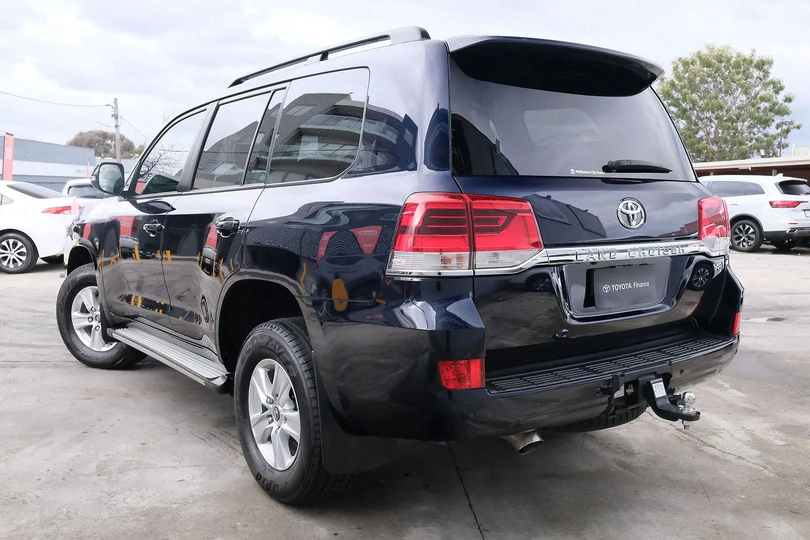 2018 Toyota Landcruiser Gallery Image 2