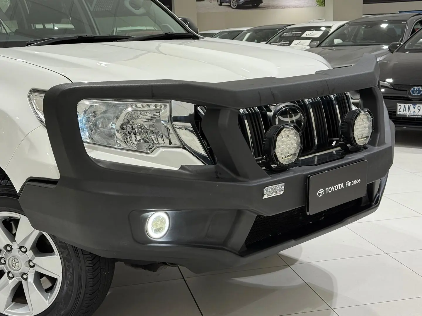 2021 Toyota Landcruiser Prado Gallery Image 11
