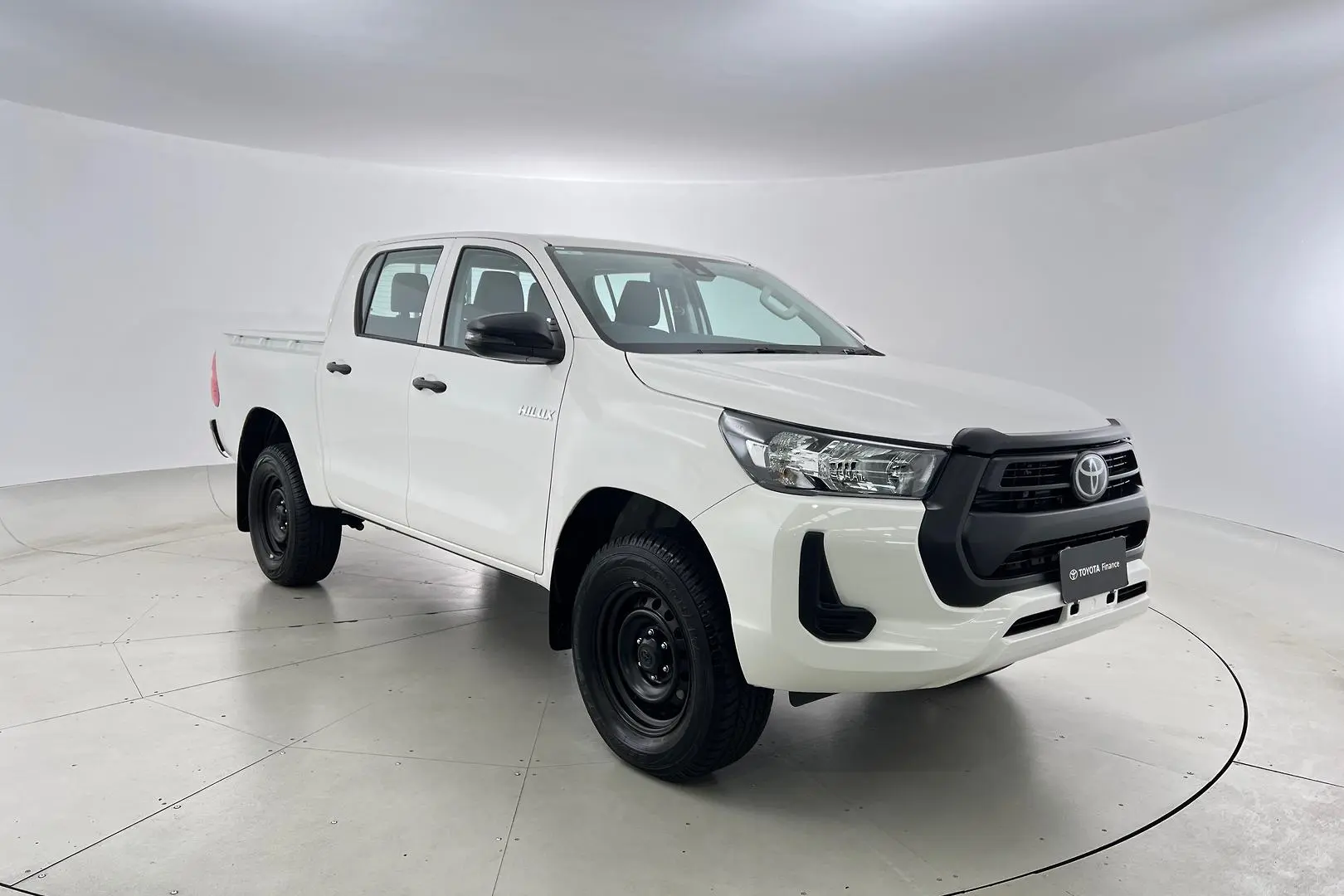 2023 Toyota Hilux Gallery Image 1