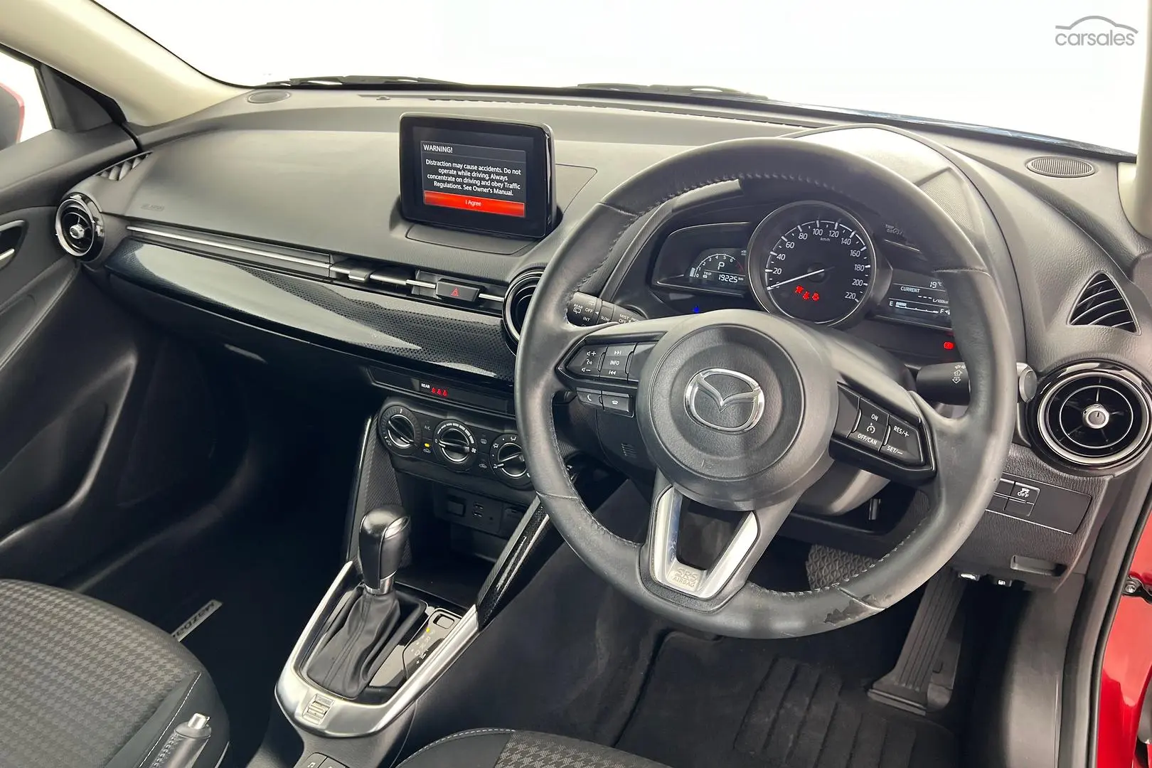 2017 Mazda 2 Image 12