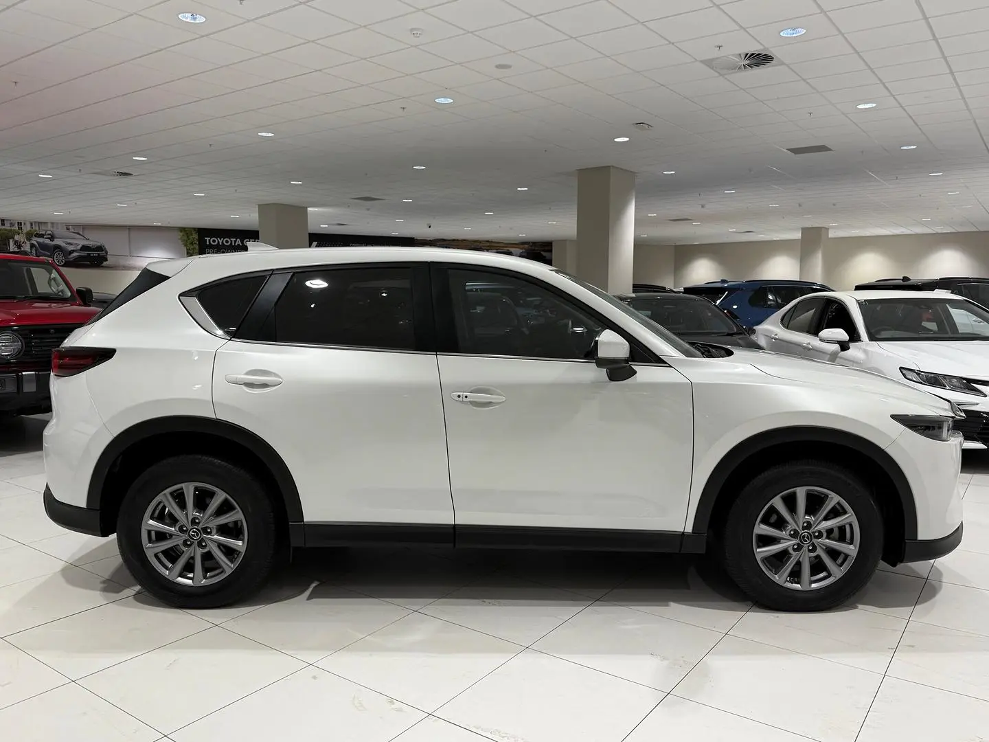2023 Mazda CX-5 Gallery Image 2