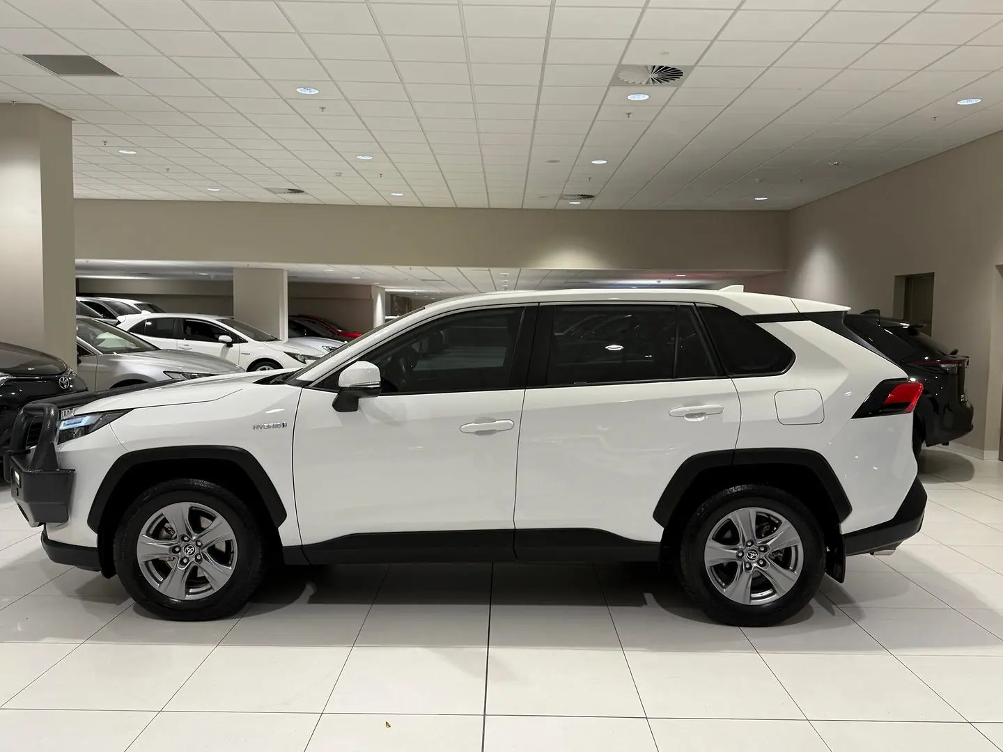 2022 Toyota RAV4 Gallery Image 6
