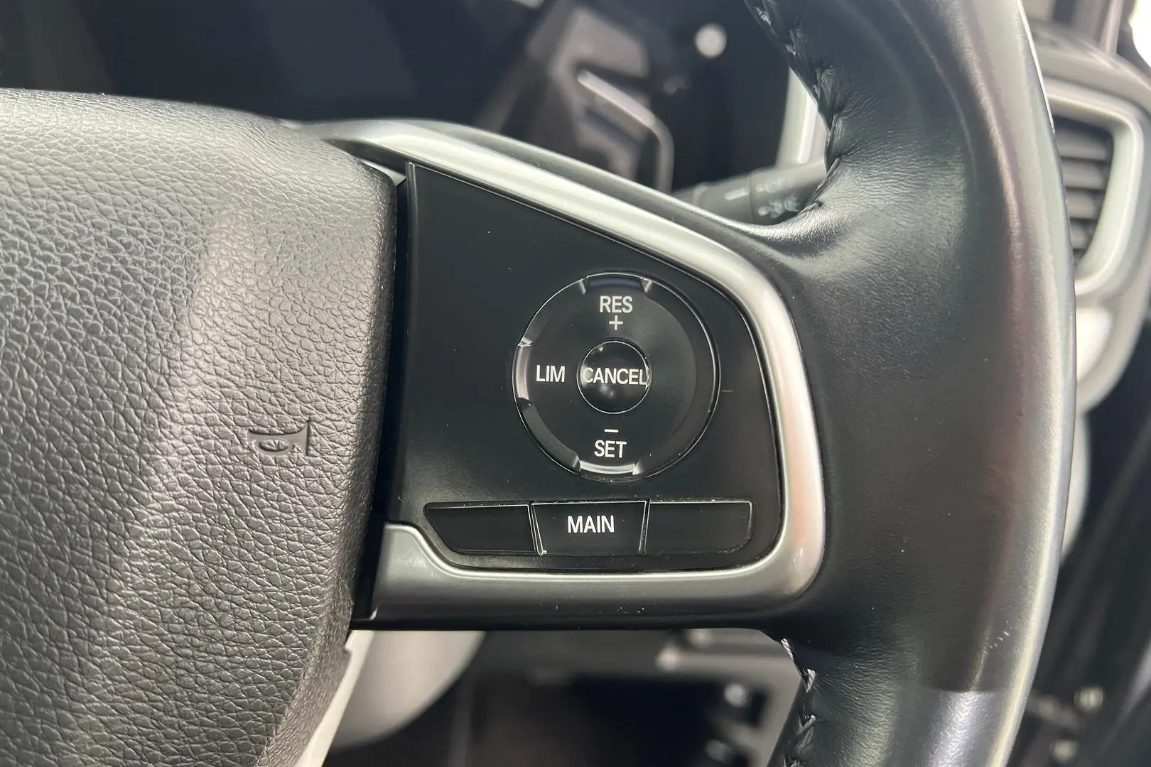 2018 Honda CR-V Gallery Image 16