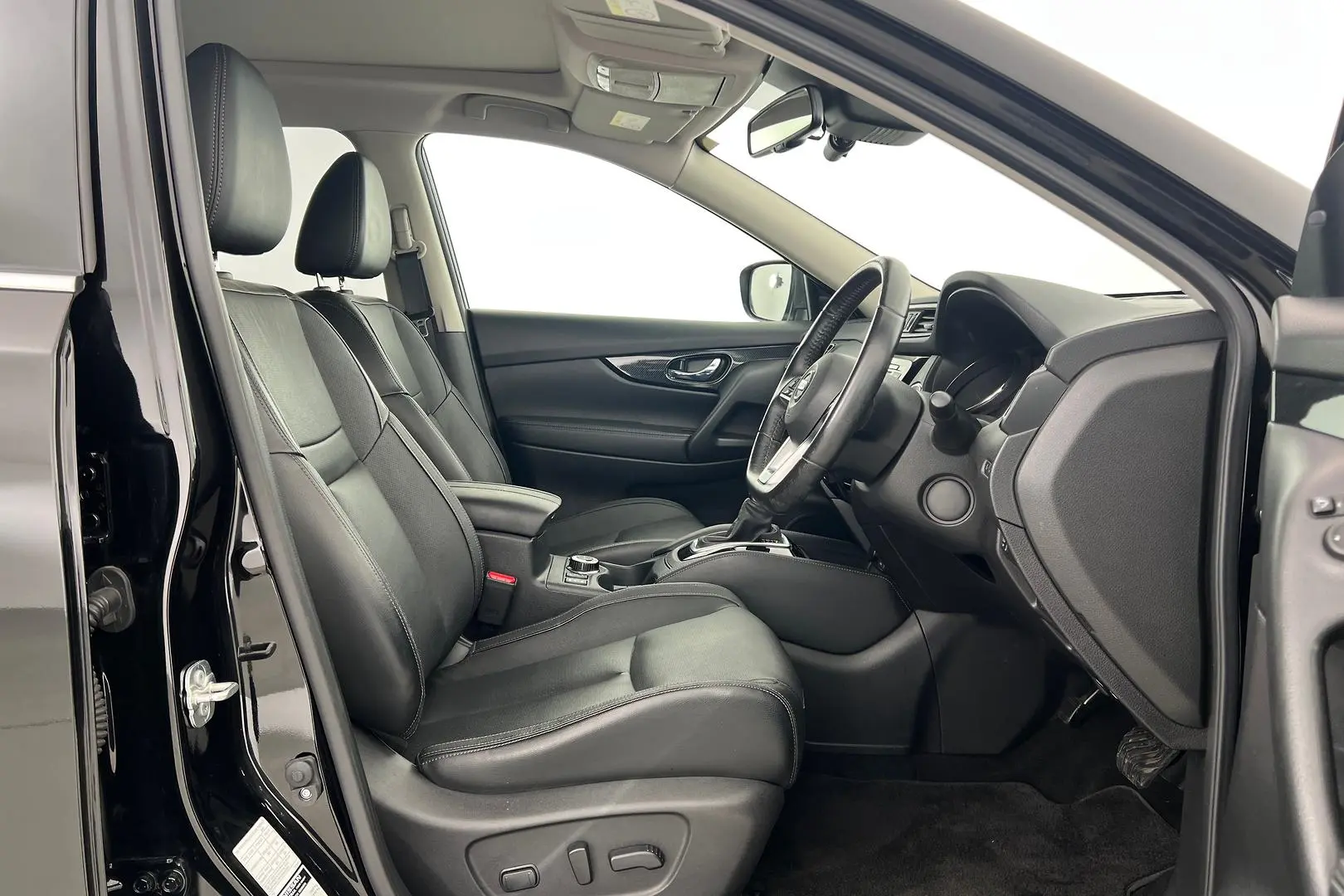2018 Nissan X-TRAIL Gallery Image 11