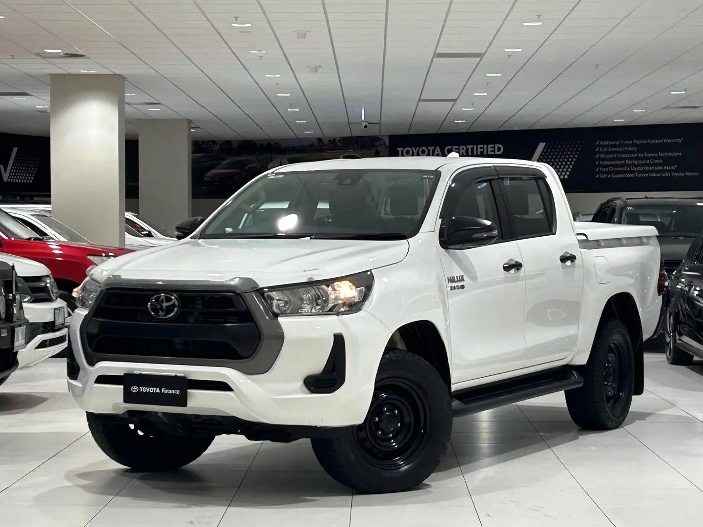 2022 Toyota Hilux Gallery Image 5