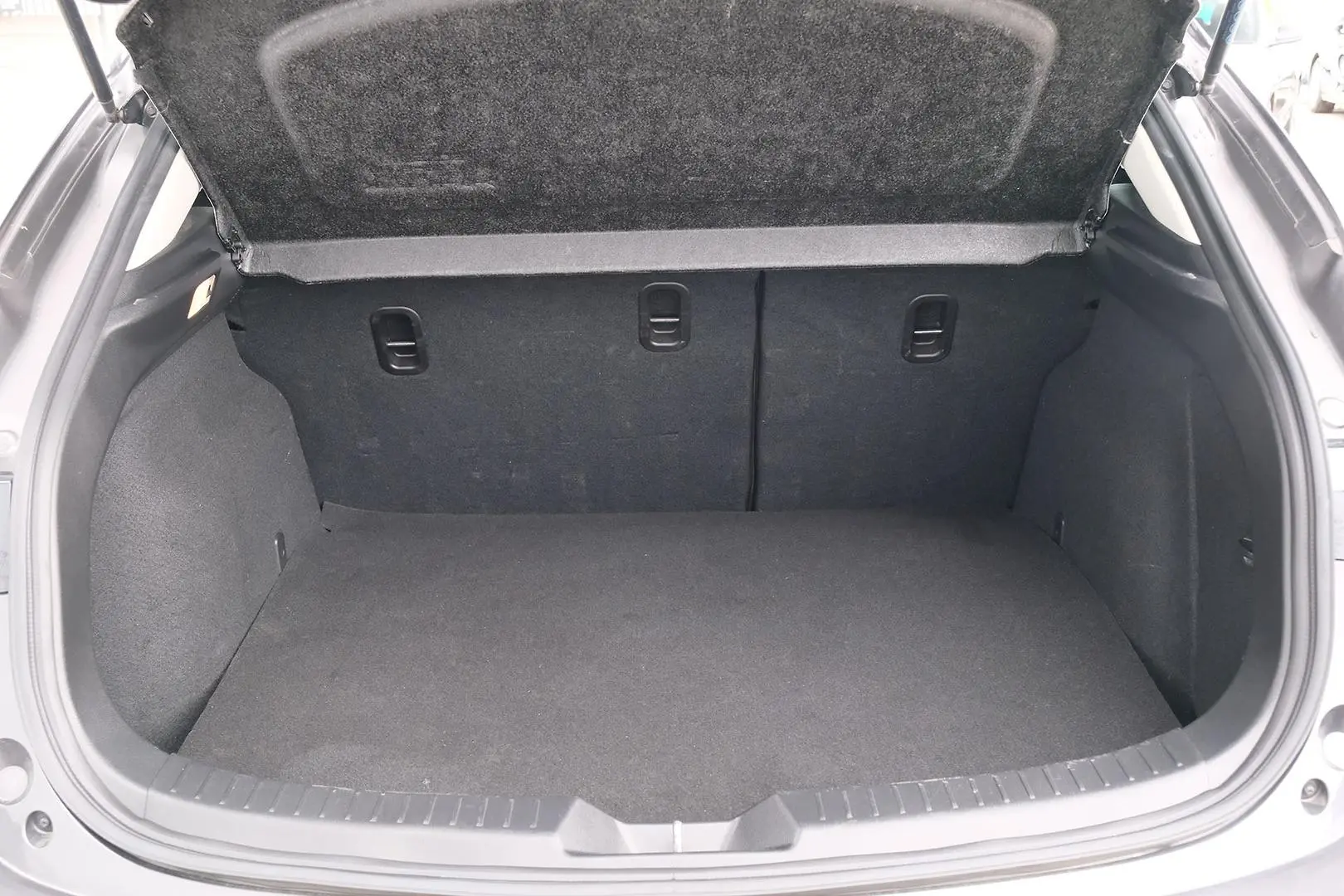 2019 Mazda 3 Gallery Image 10