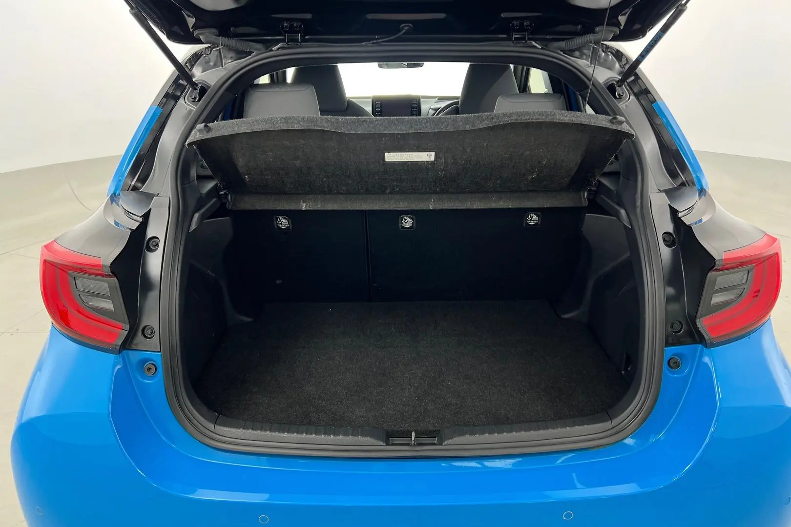 2021 Toyota Yaris Gallery Image 20