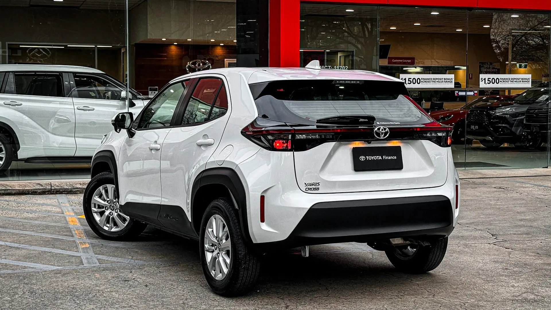 2023 Toyota Yaris Cross Image 2