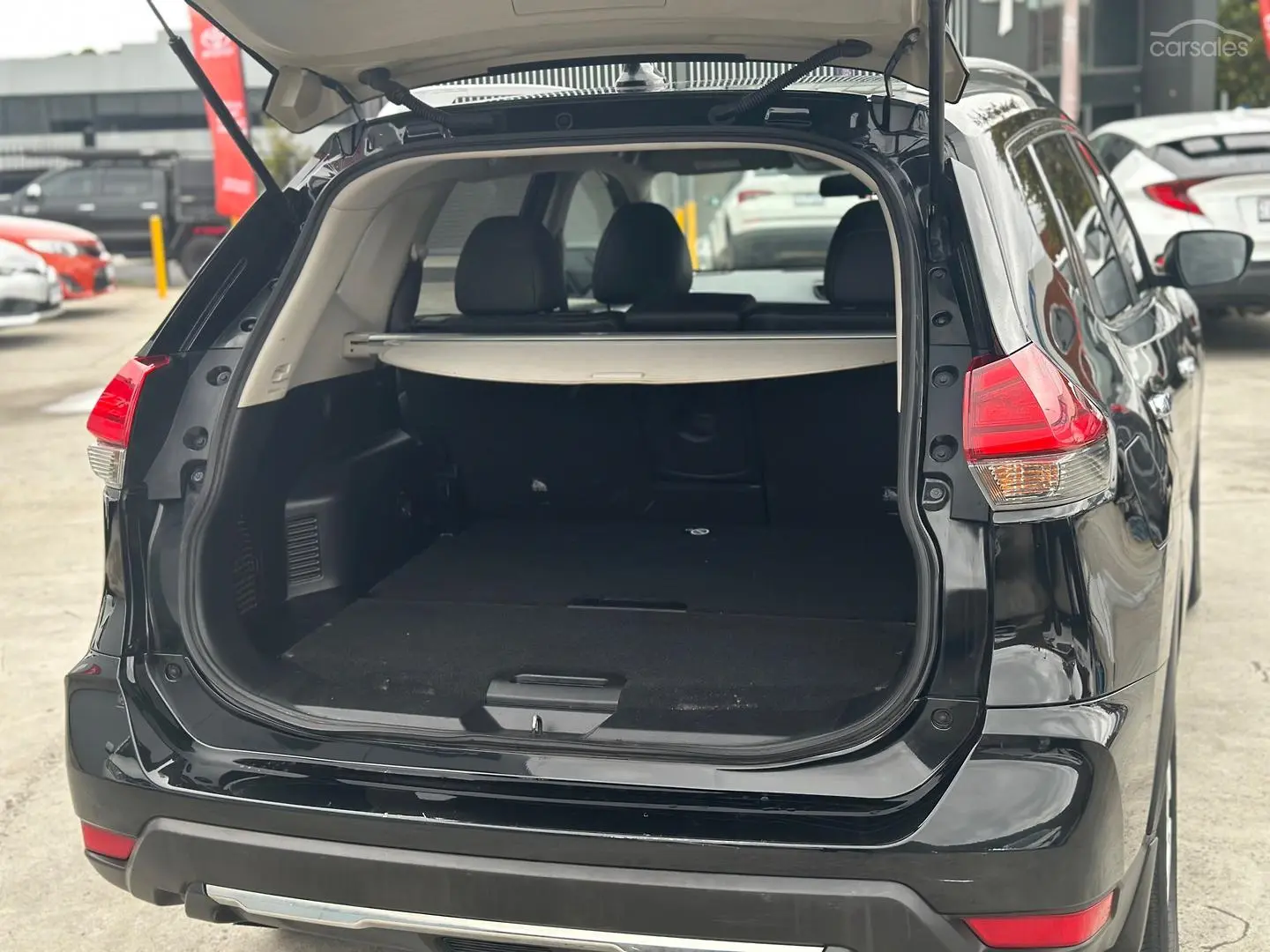 2019 Nissan X-TRAIL Image 12