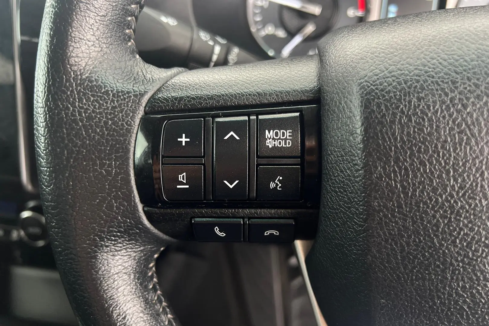 2020 Toyota Hilux Gallery Image 16