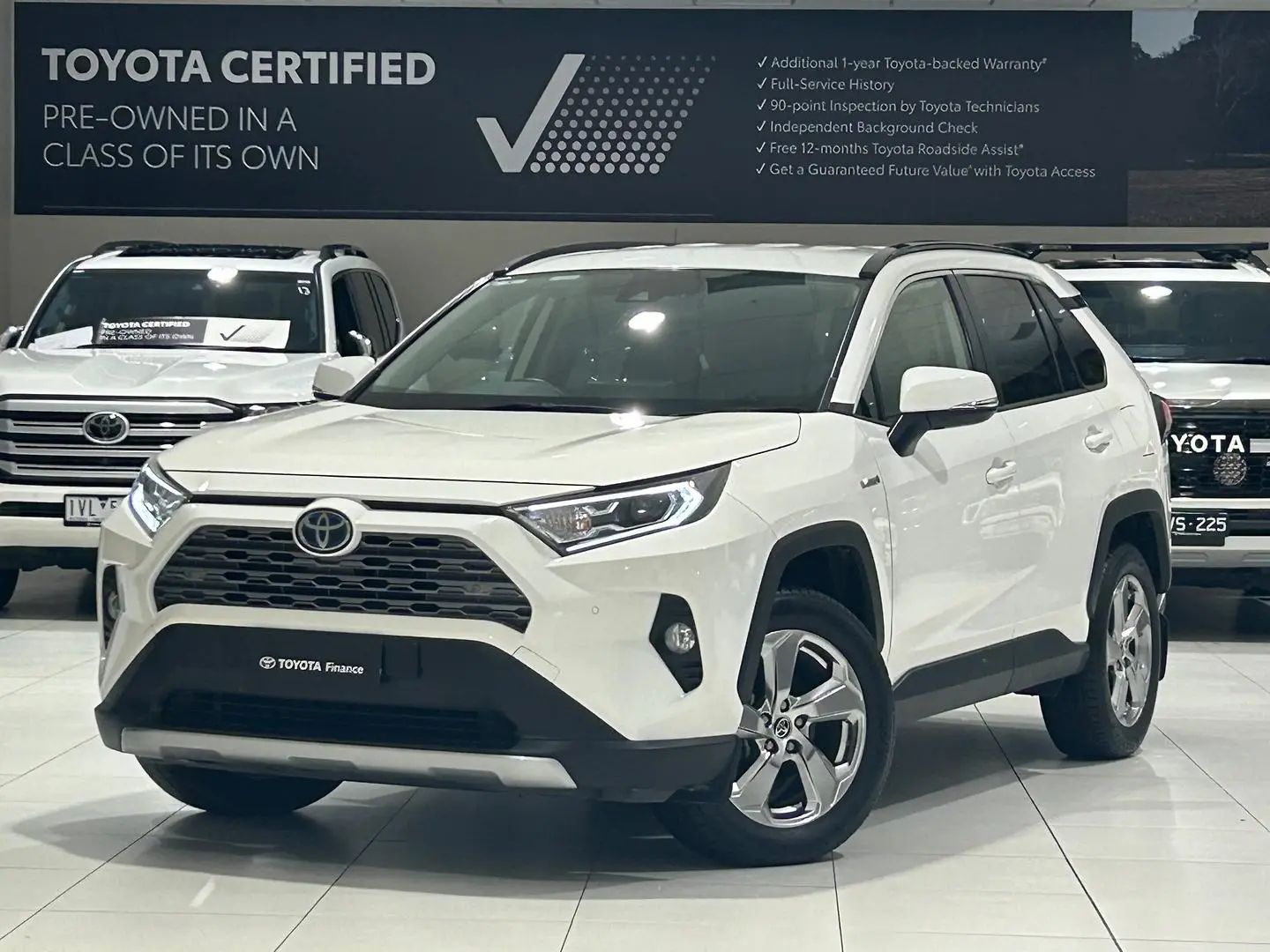 2021 Toyota RAV4 Gallery Image 4