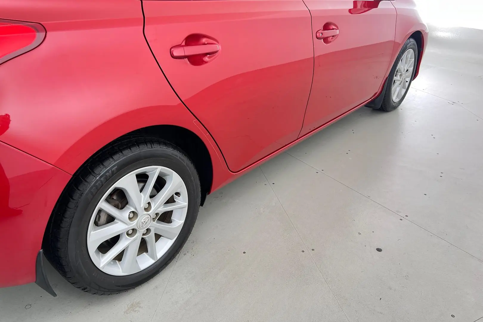 2014 Toyota Corolla Gallery Image 11