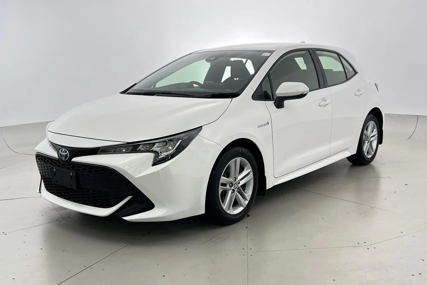 2022 Toyota Corolla Gallery Image 2
