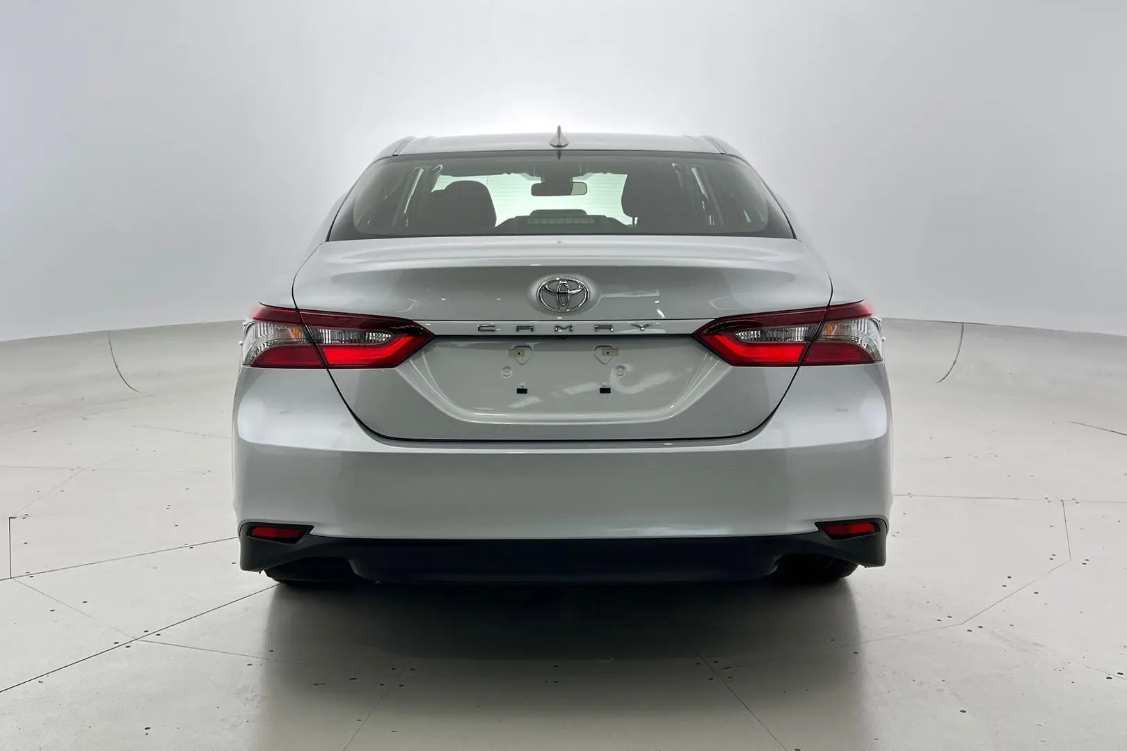 2024 Toyota Camry Gallery Image 3