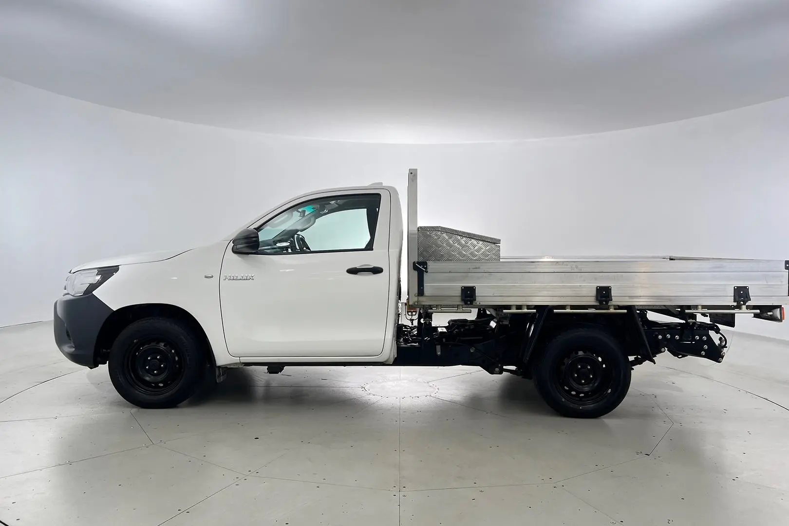 2022 Toyota Hilux Gallery Image 7