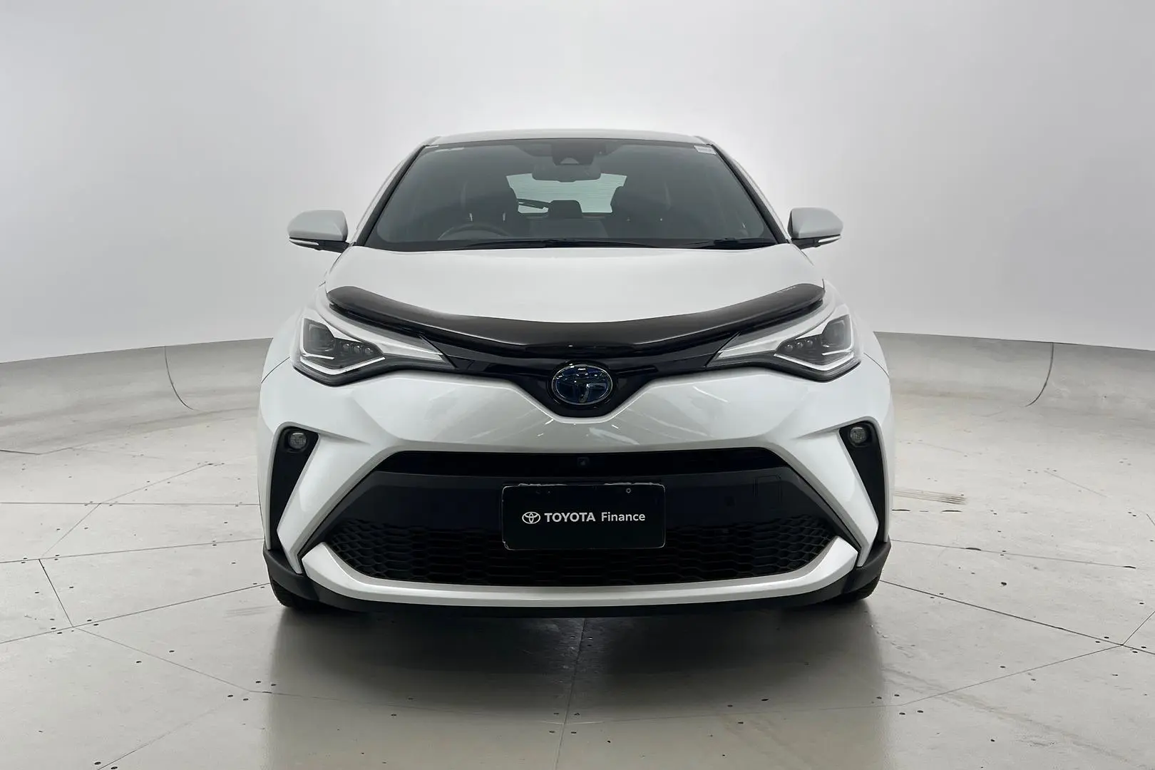 2022 Toyota C-HR Gallery Image 6