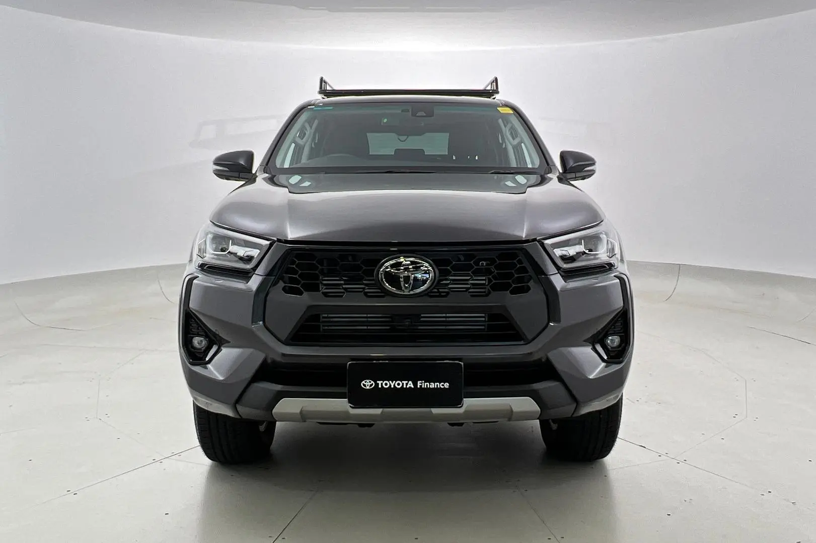 2024 Toyota Hilux Gallery Image 10