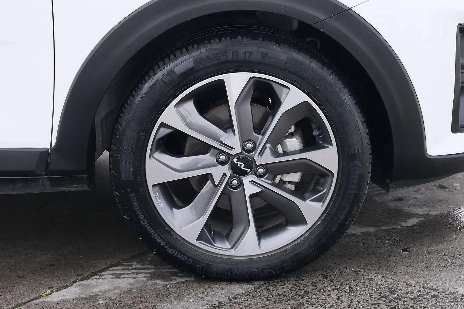 2021 Kia Stonic Gallery Image 6