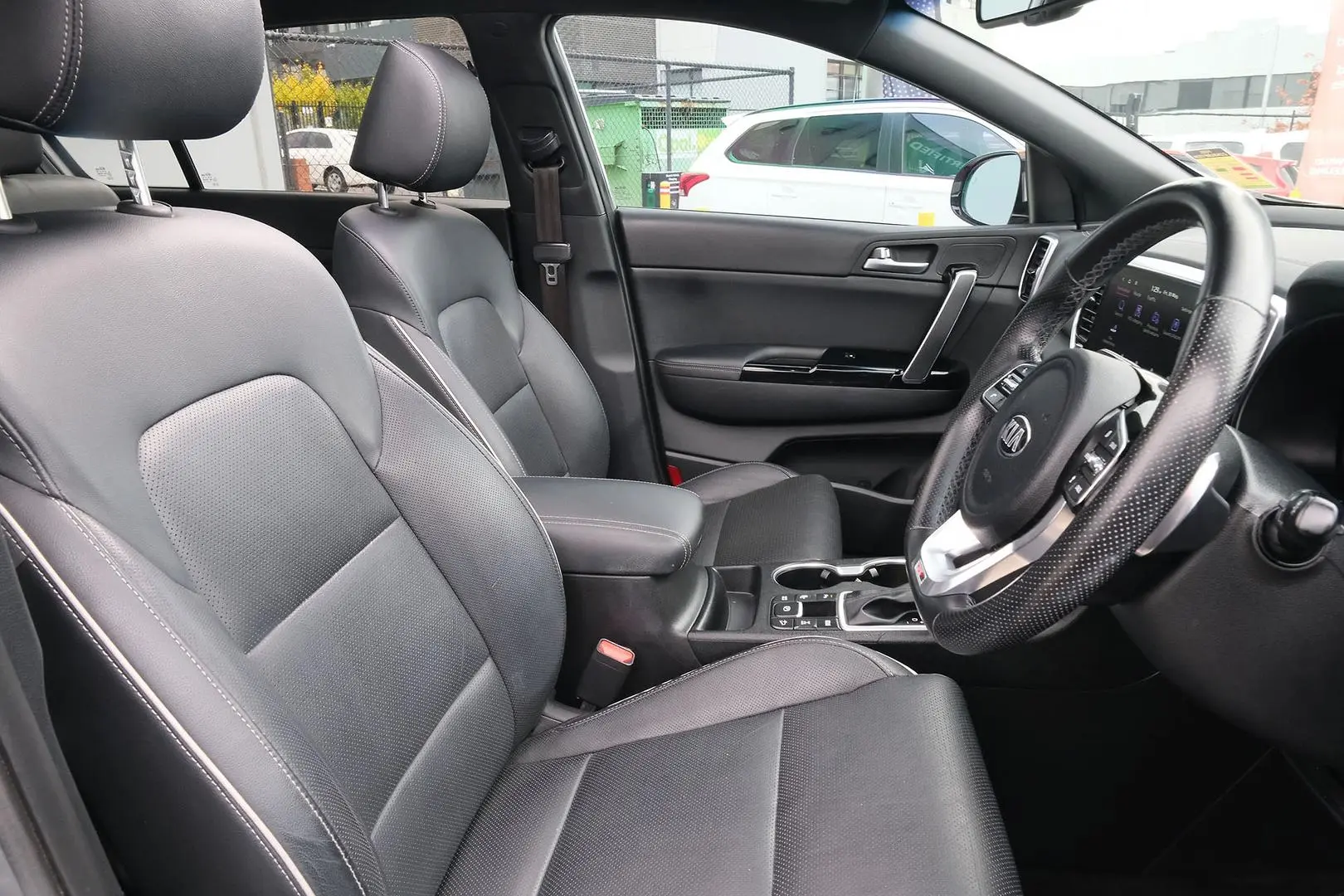 2019 Kia Sportage Gallery Image 14