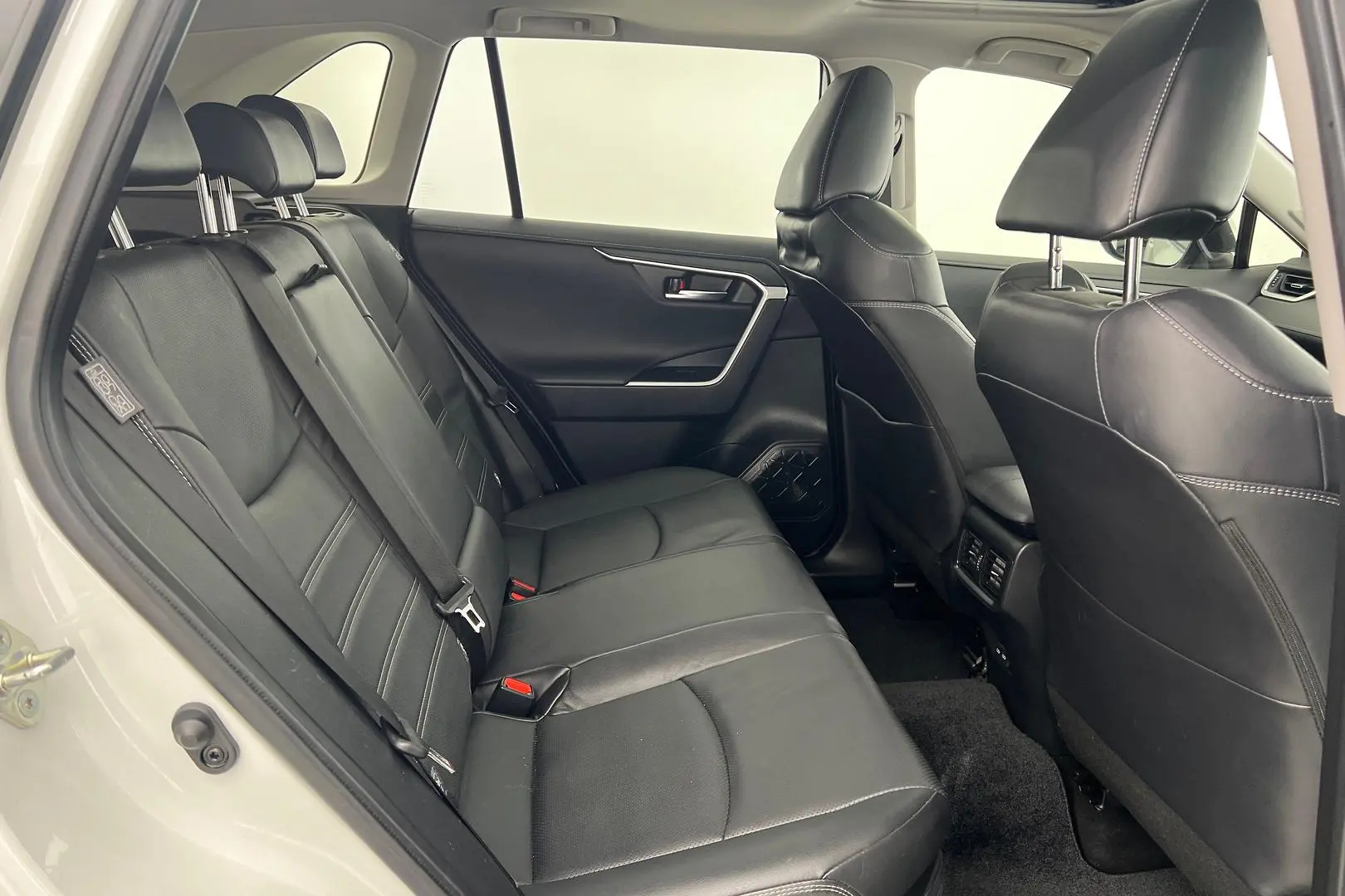 2023 Toyota RAV4 Gallery Image 20