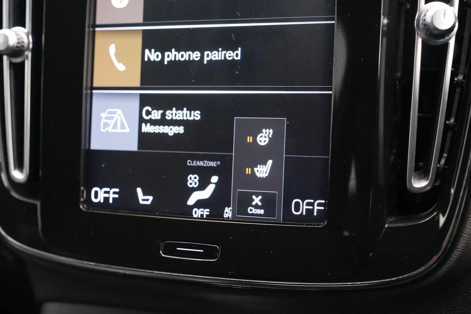 2020 Volvo XC40 Gallery Image 19