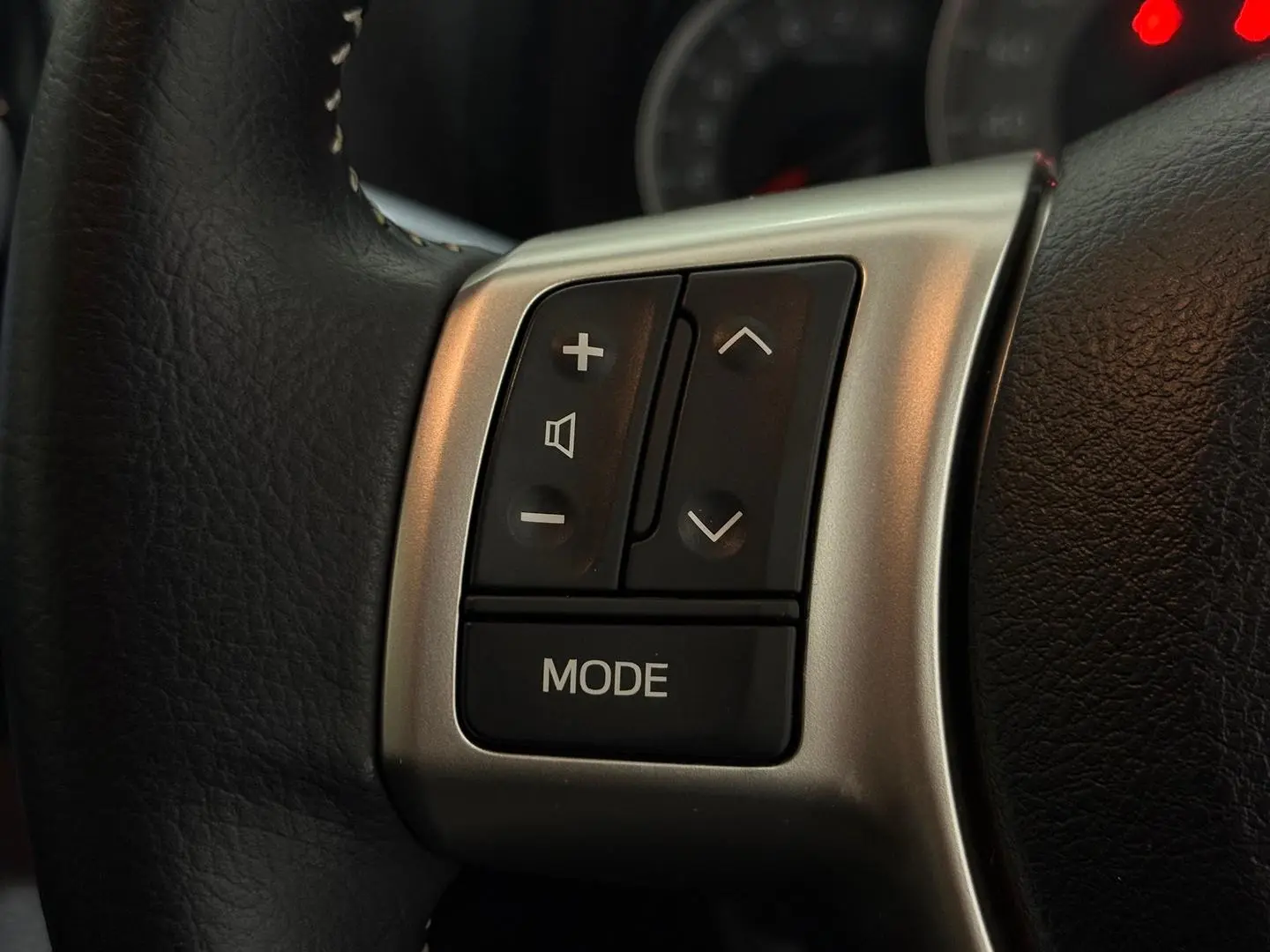 2014 Toyota Yaris Gallery Image 19