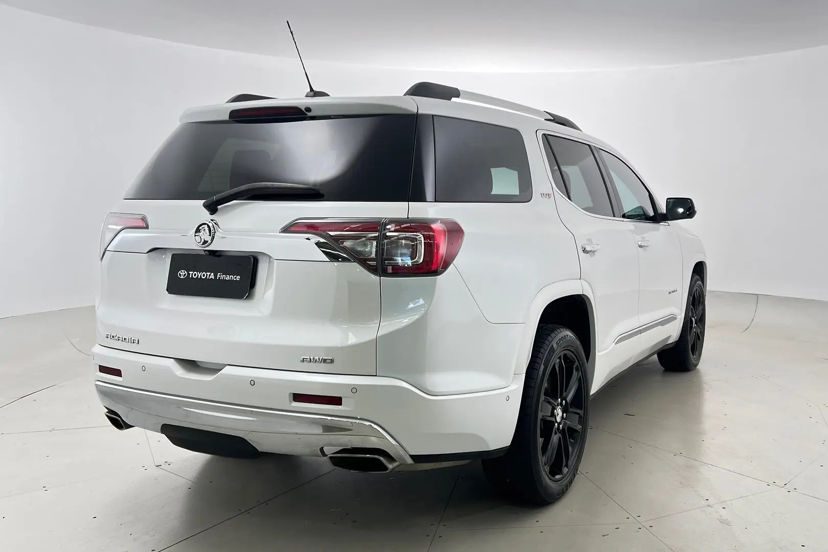 2019 Holden Acadia Gallery Image 4