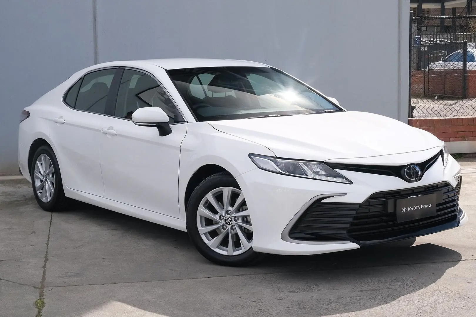 2024 Toyota Camry Gallery Image 1