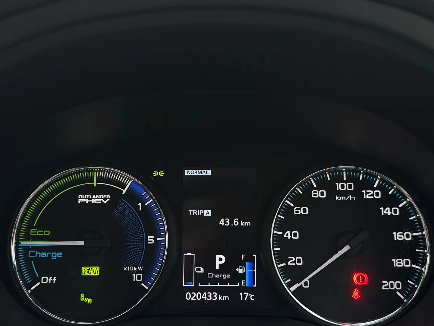 2020 Mitsubishi Outlander Gallery Image 27