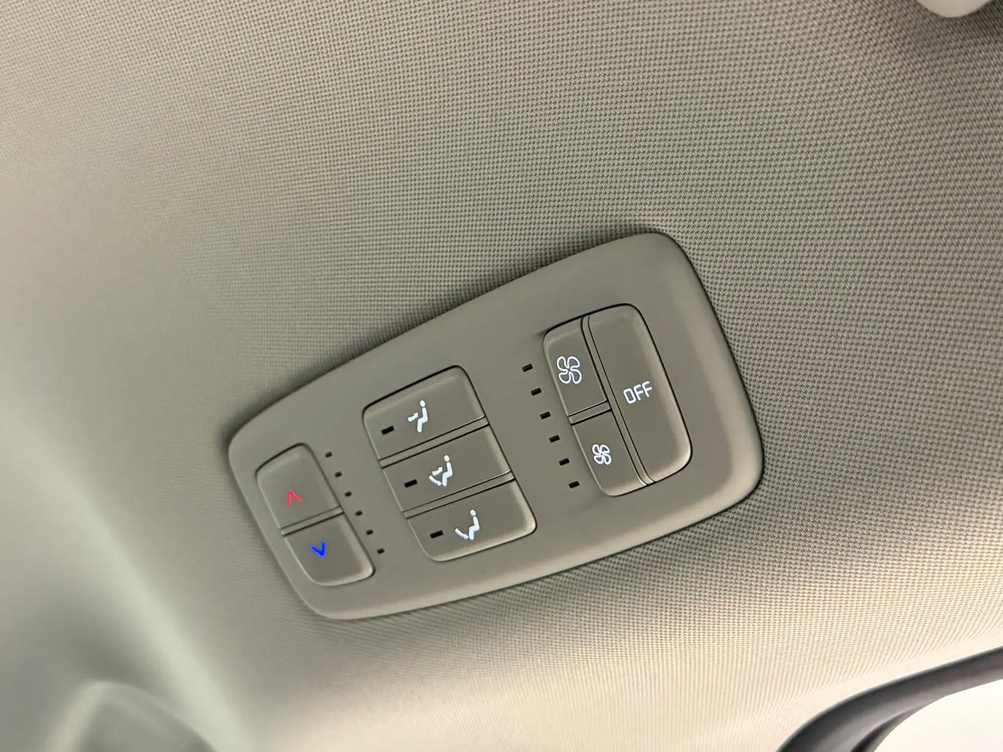 2022 Kia Carnival Gallery Image 16