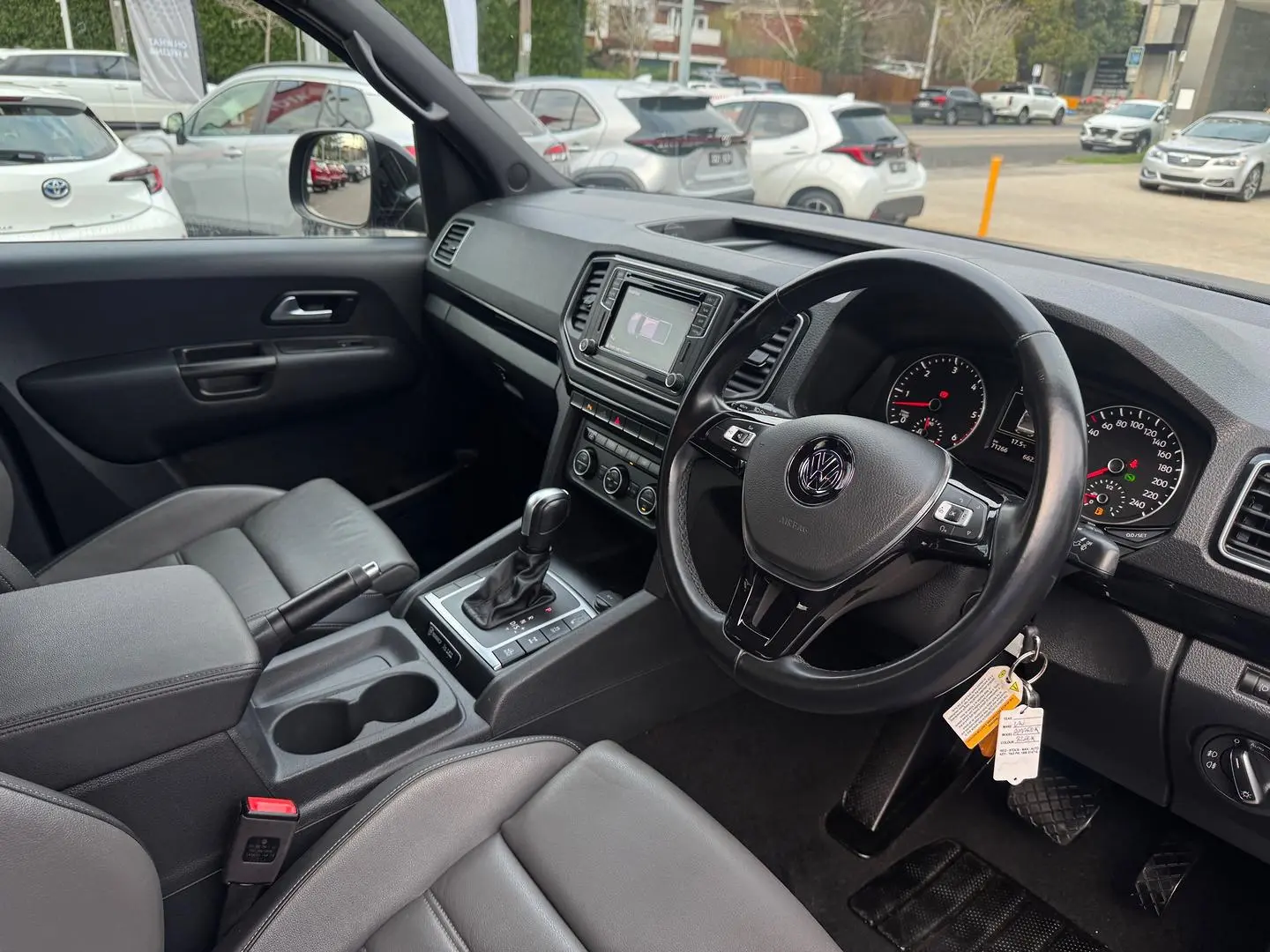 2022 Volkswagen Amarok Gallery Image 13