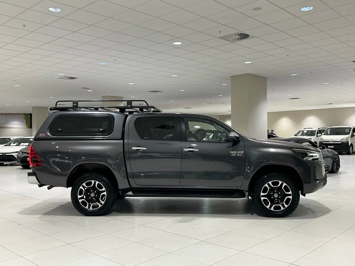 2022 Toyota Hilux Gallery Image 2