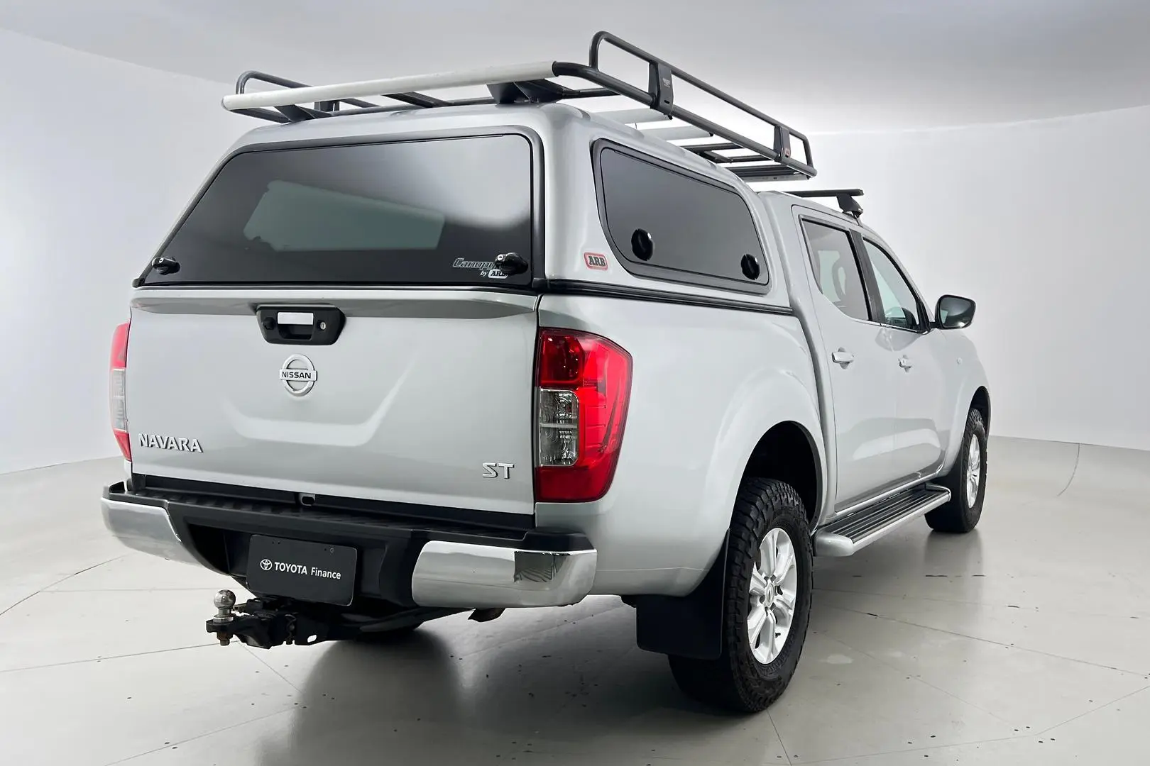 2017 Nissan Navara Gallery Image 4