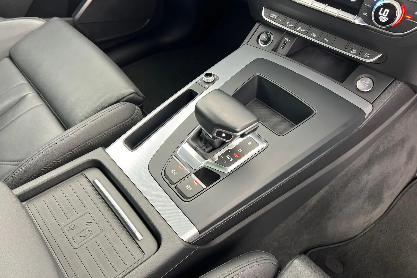 2021 Audi Q5 Gallery Image 22
