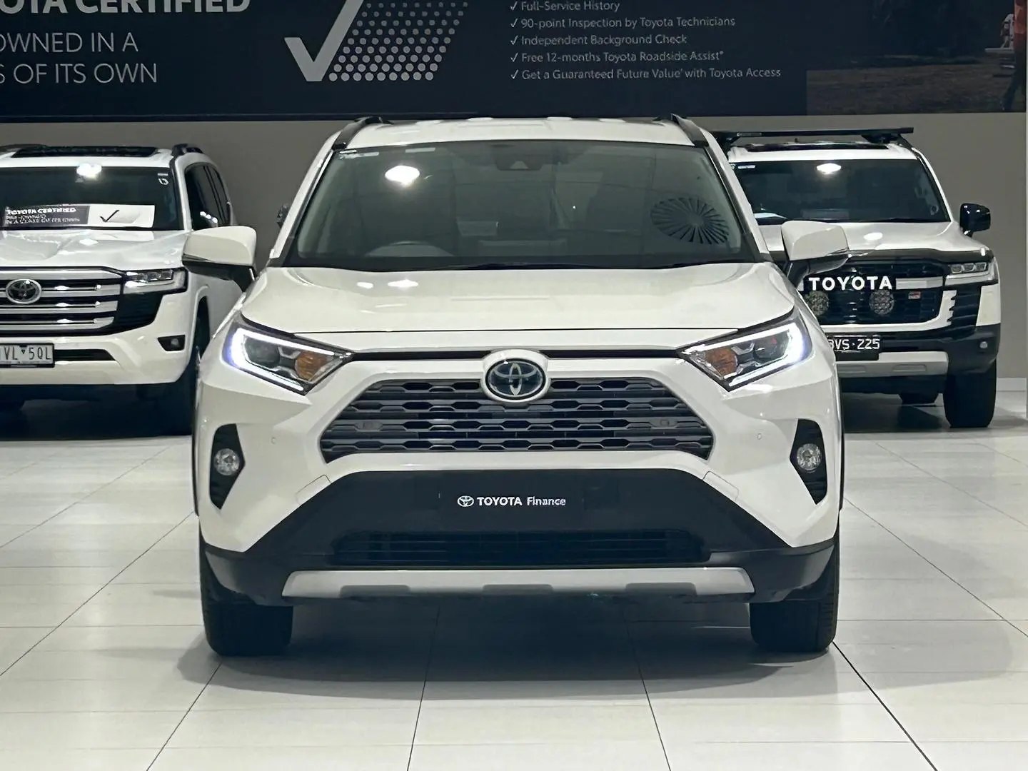 2021 Toyota RAV4 Gallery Image 3