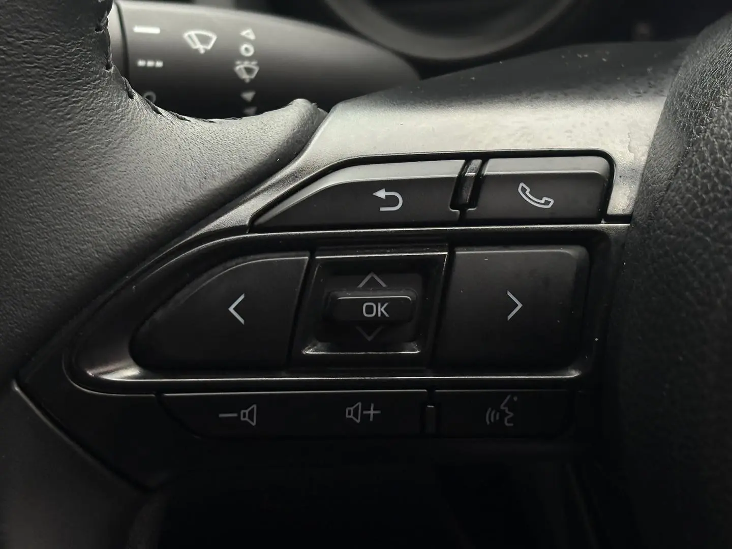 2022 Toyota Yaris Gallery Image 19