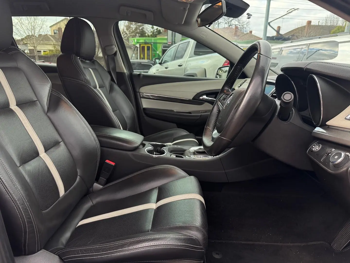 2016 Holden Calais Gallery Image 12