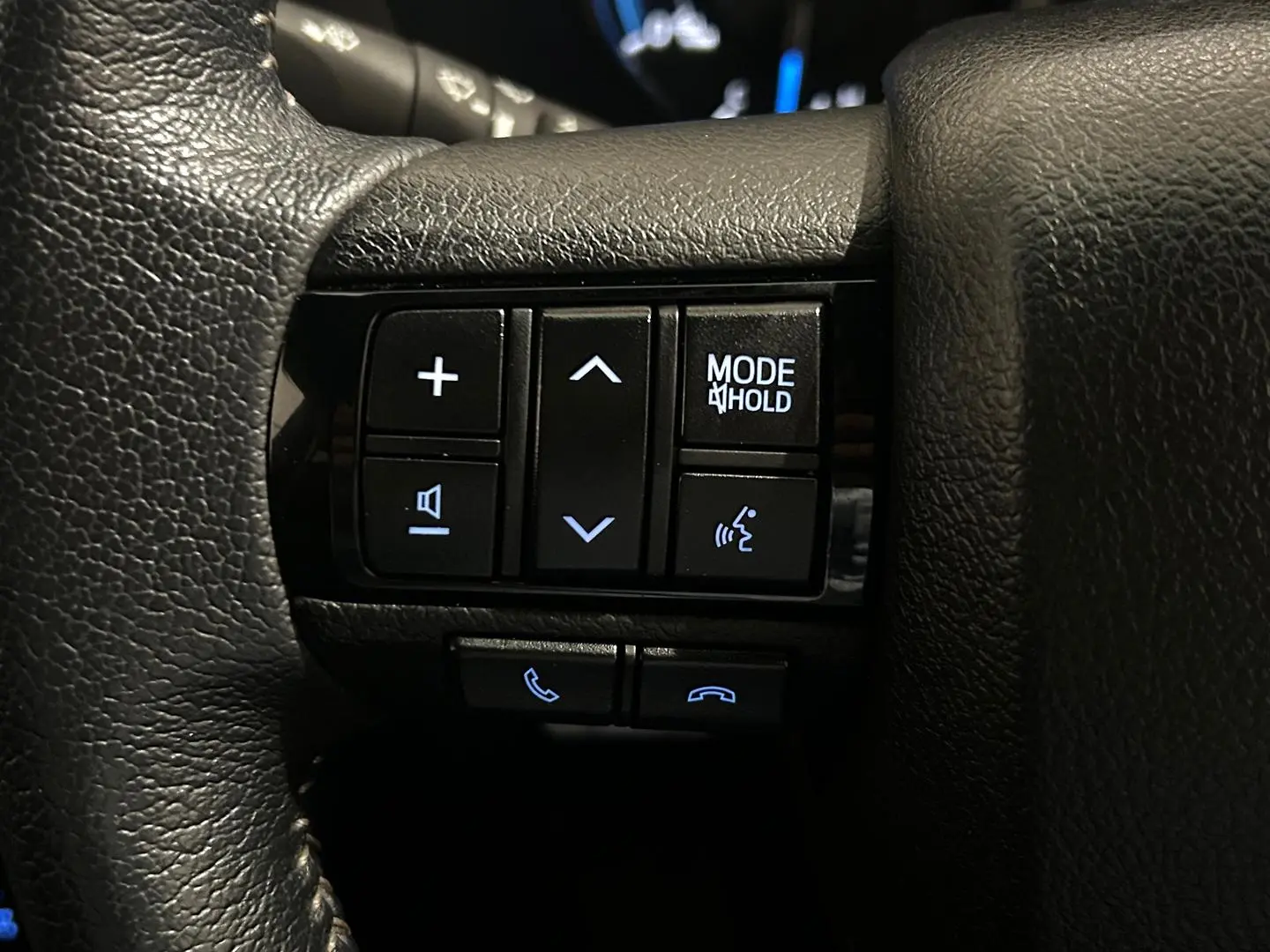 2021 Toyota Hilux Gallery Image 22