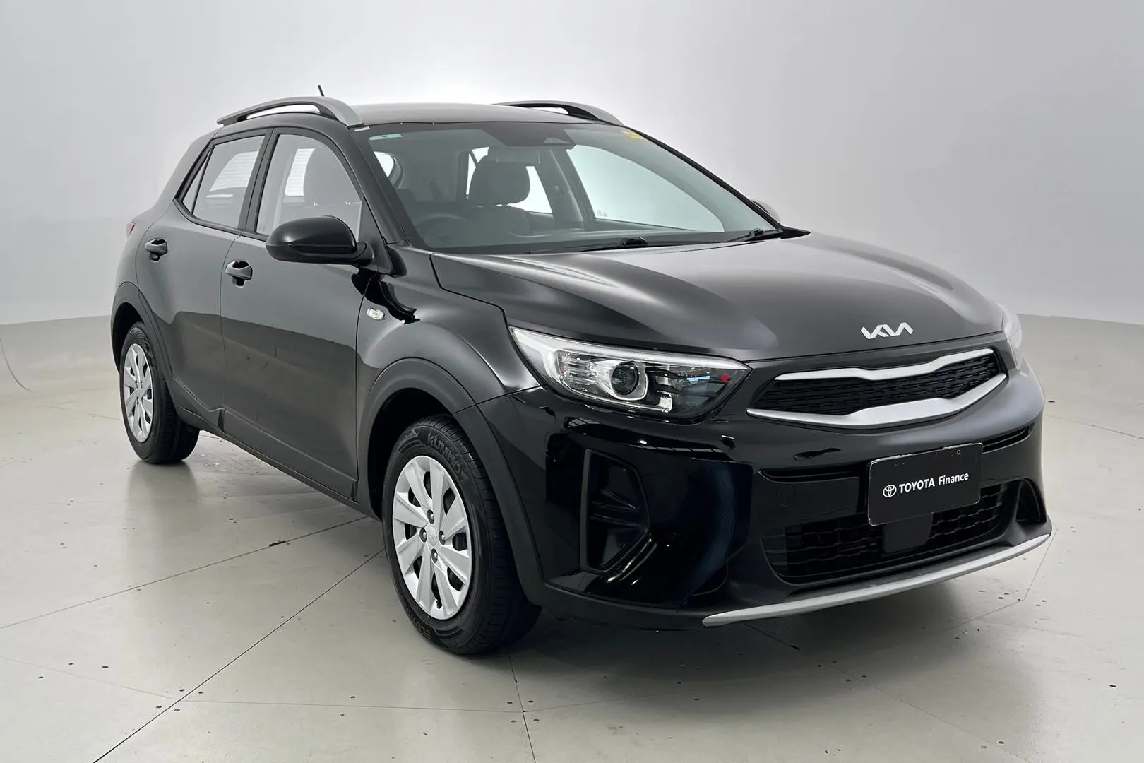 2022 Kia Stonic Gallery Image 1