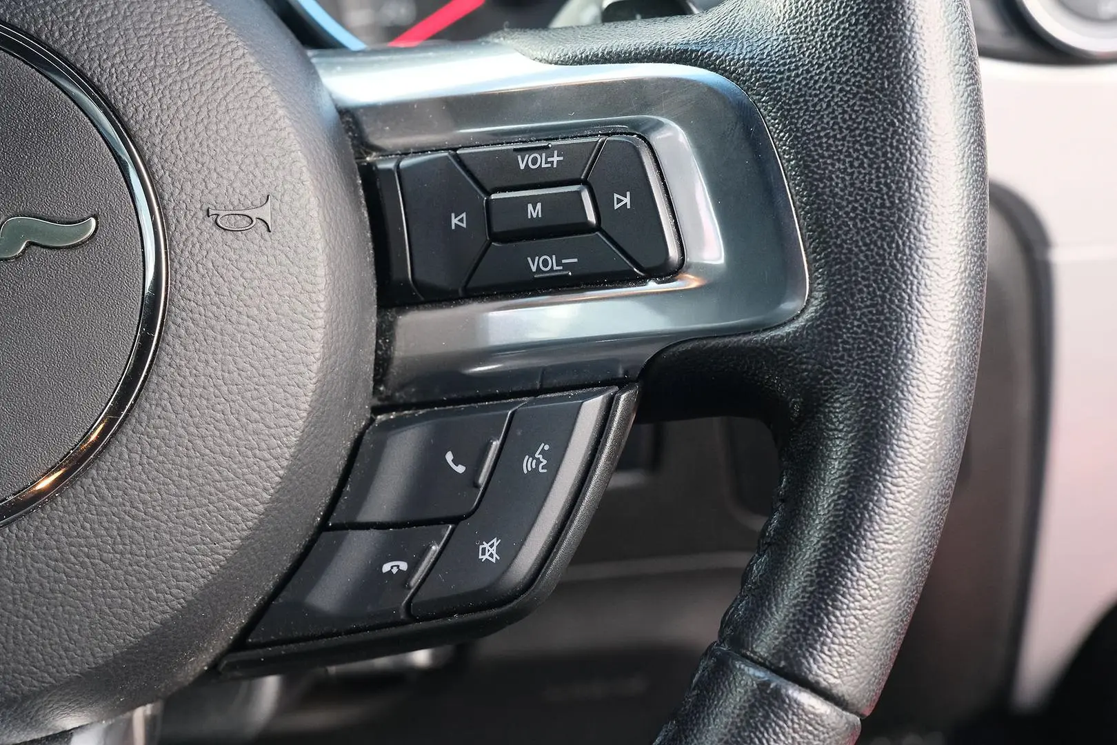 2016 Ford Mustang Gallery Image 14