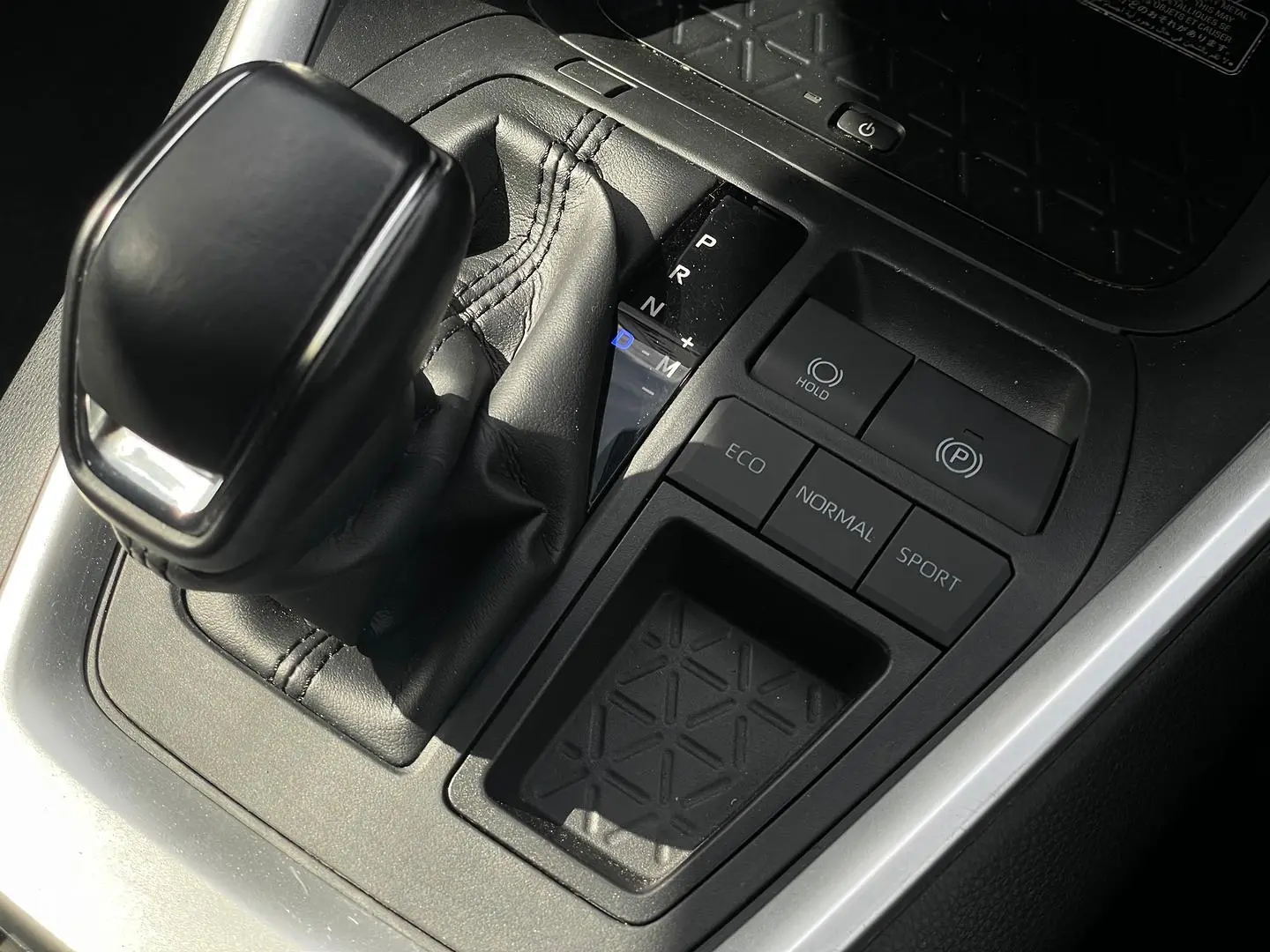 2021 Toyota RAV4 Gallery Image 15