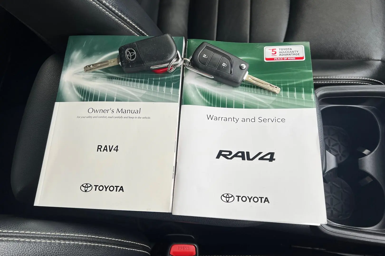 2020 Toyota RAV4 Gallery Image 23