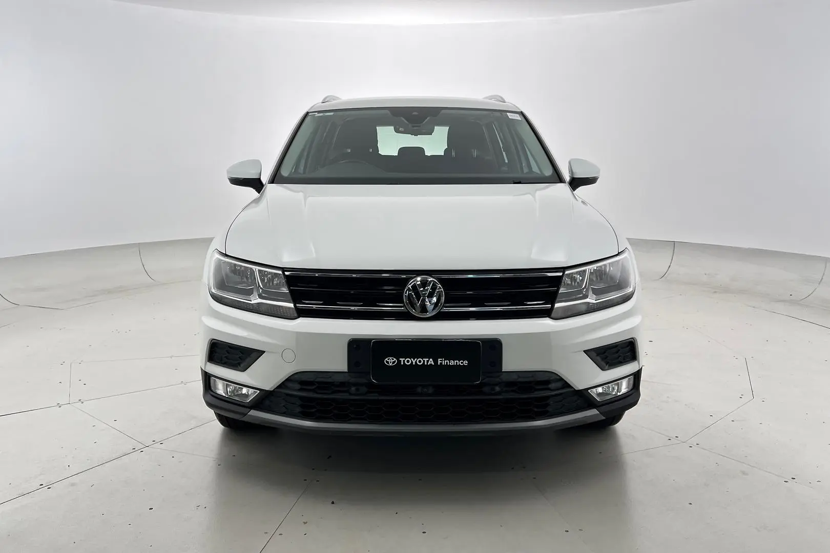 2016 Volkswagen Tiguan Gallery Image 6