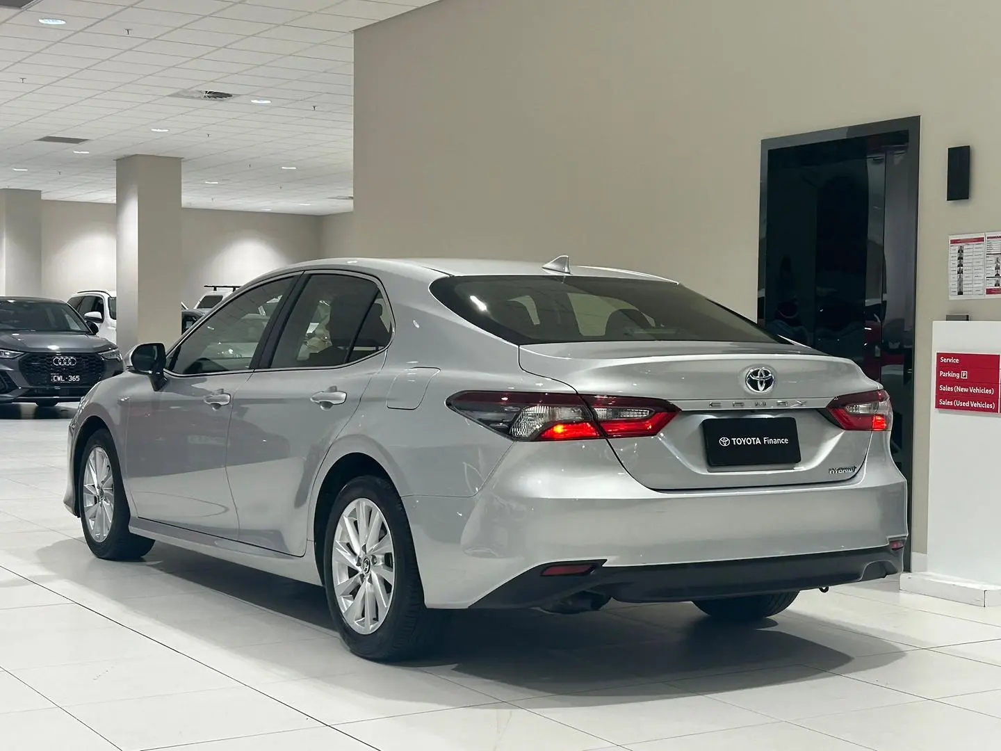 2024 Toyota Camry Gallery Image 8