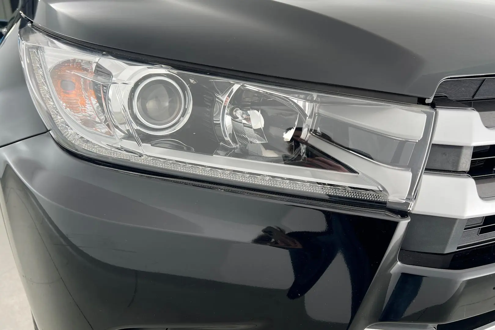 2019 Toyota Kluger Gallery Image 2