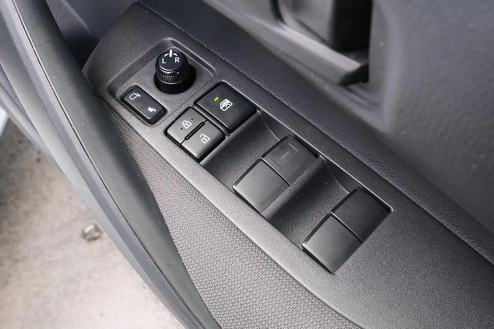 2018 Toyota Corolla Gallery Image 12